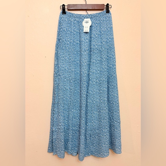 HOLLISTER TIERED MAXI SKIRT - Picture 4 of 7